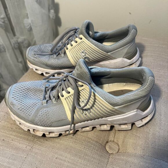 Women’s On Cloud Cloudswift Sneakers Grey Lightweight Size 7.5 - Picture 3 of 5